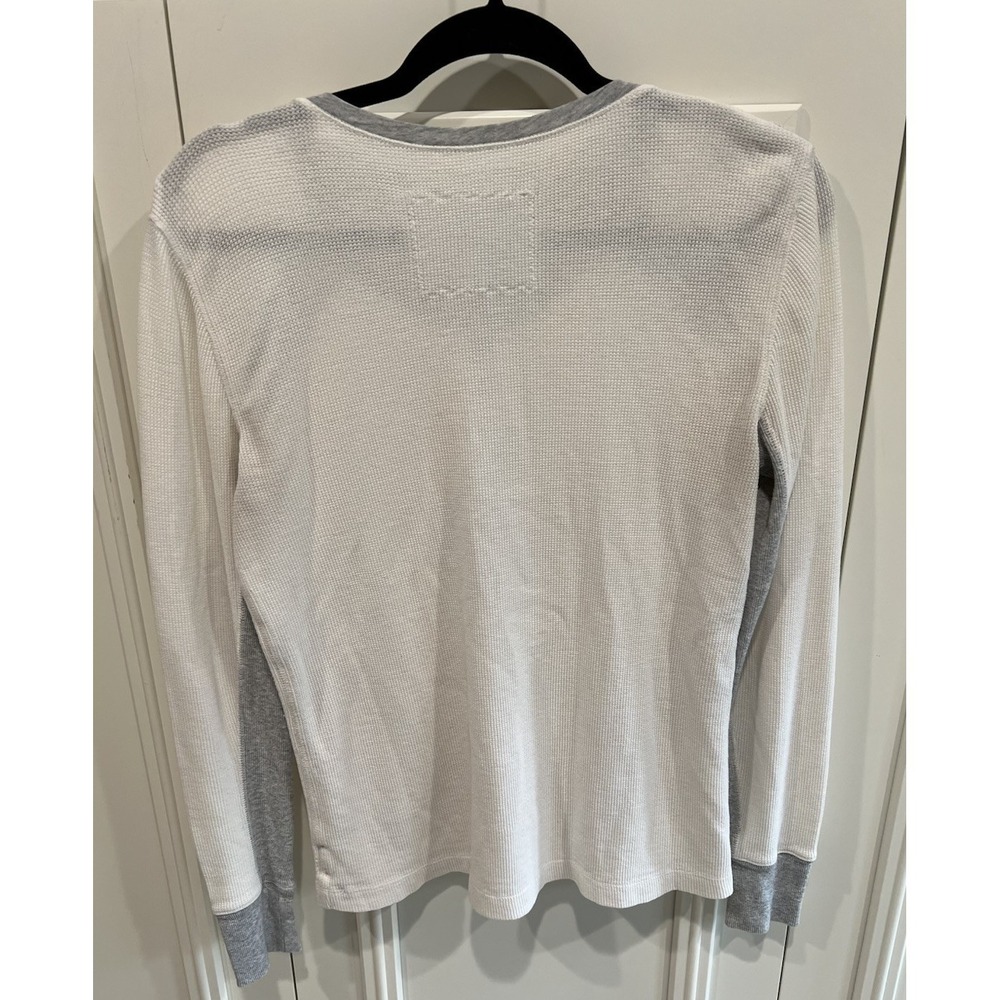 Eddie Bauer White & Gray Waffle Knit Henley Shirt Thermal Outdoors Cabincore - Picture 3 of 6